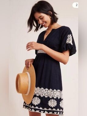 ANTHROPOLOGIE Orla Mini Dress Black Ecru Intricately Embroidered Detail Size 4